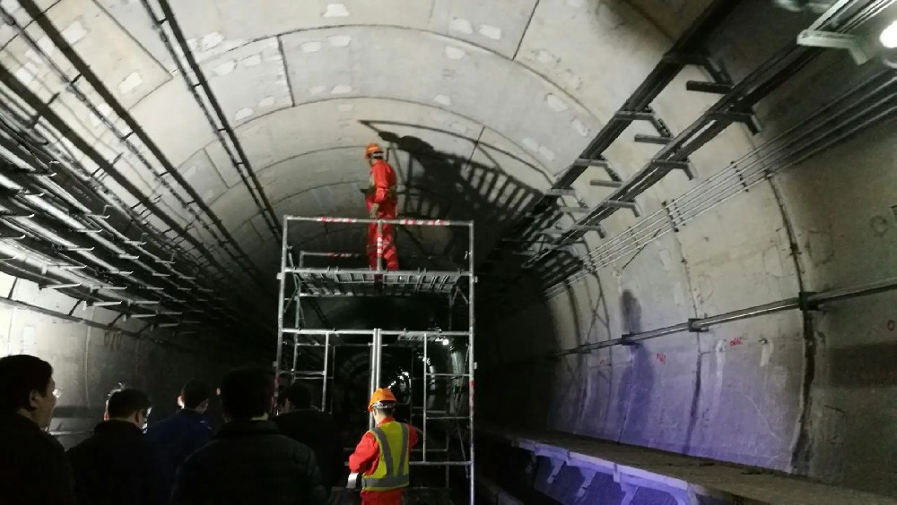 岳塘地铁线路养护常见病害及预防整治分析